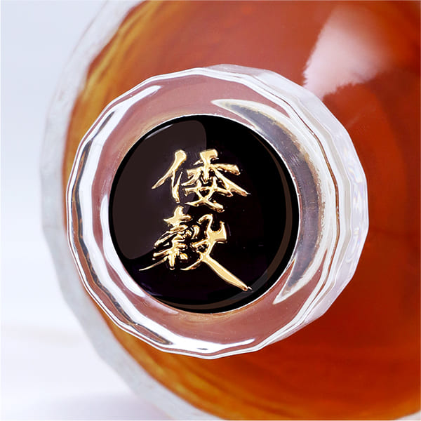 倭穀ウイスキー デザイン